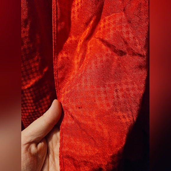 Vintage 70's Red Houndstooth Blouse - Picture 4 of 11